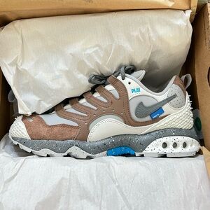 Brand new in box!!! Nike air Terra Humara size 10 mens